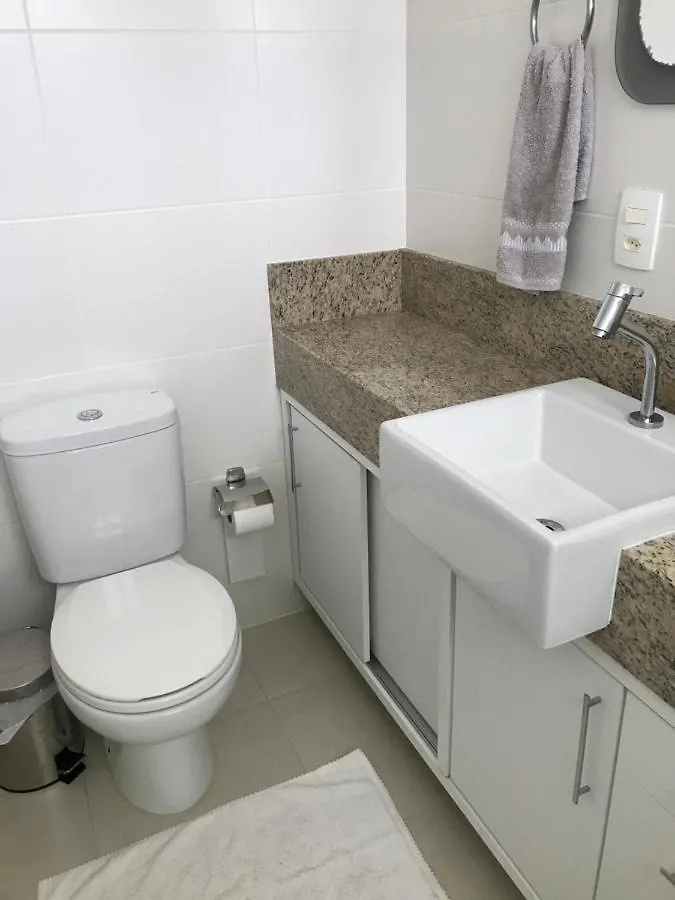 Apartamento Apto De 3 Quartos Na Praia De Palmas, Com Garagem Governador Celso Ramos