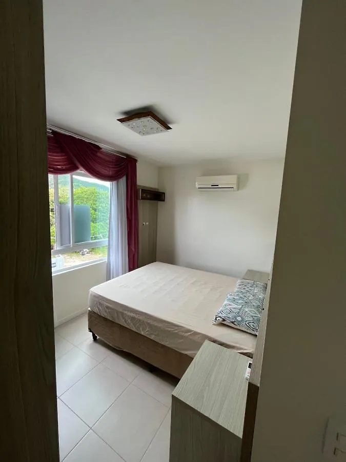 Apto De 3 Quartos Na Praia De Palmas, Com Garagem Governador Celso Ramos Apartmán